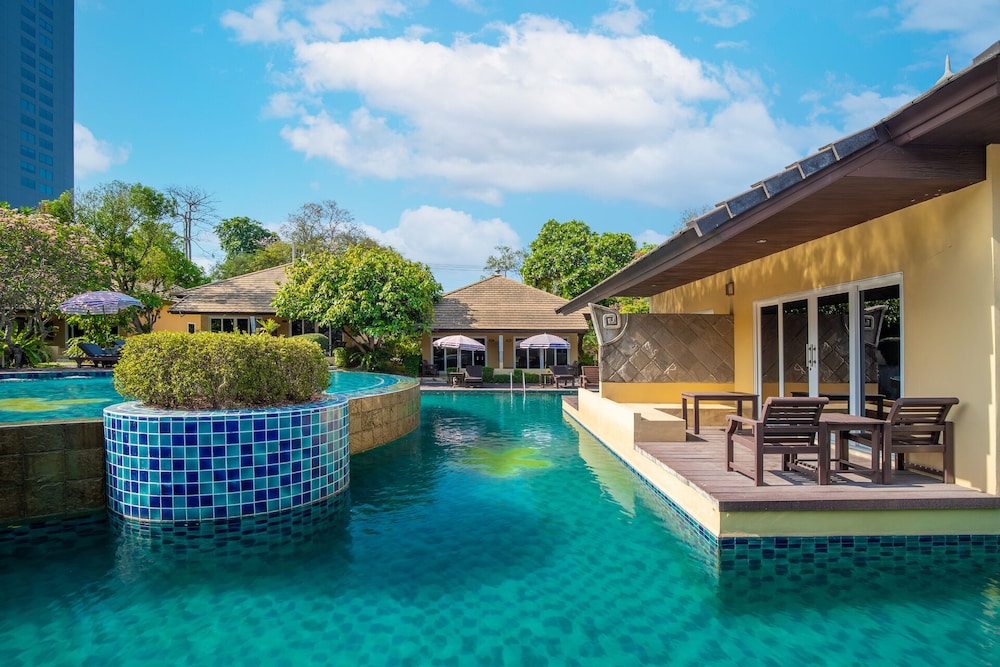 east sea paradise hotel