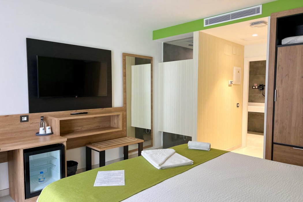 hotel mg poniente