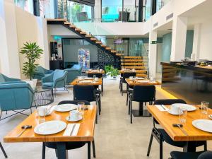 hotel mg poniente