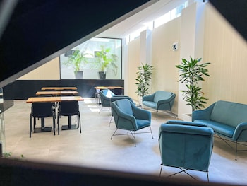 hotel mg poniente
