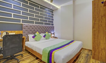 treebo prince andheri east