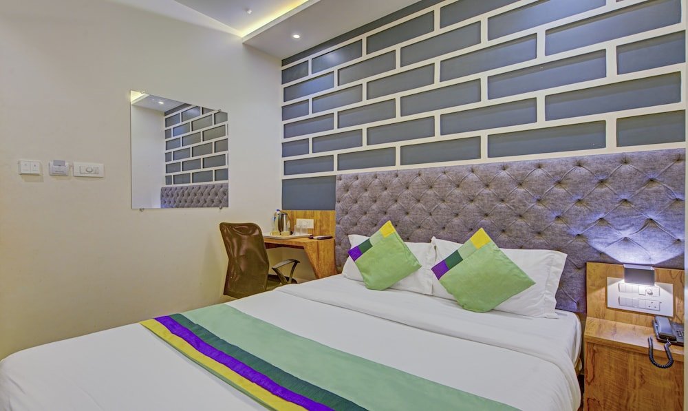 treebo prince andheri east