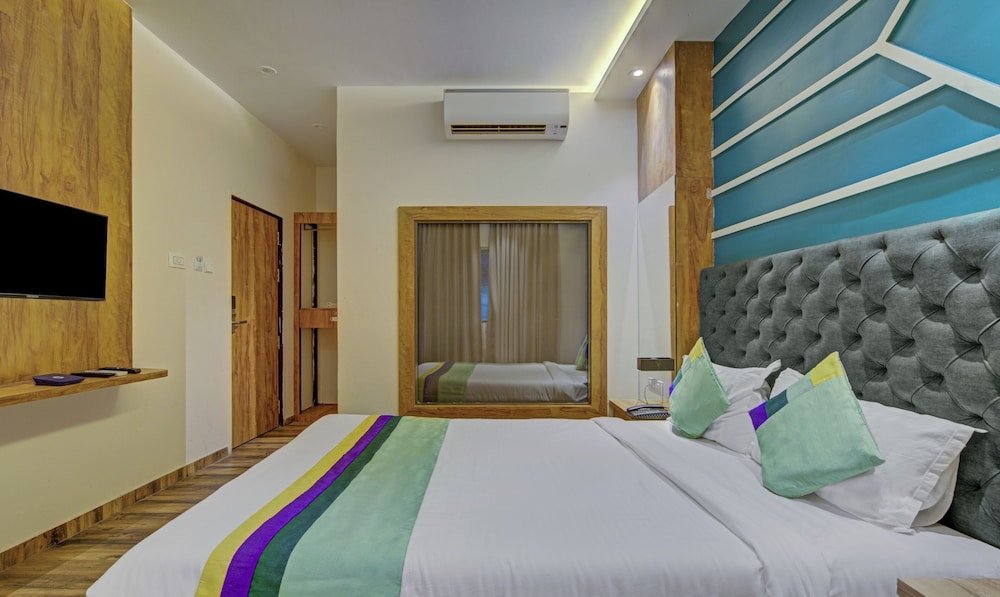 treebo prince andheri east