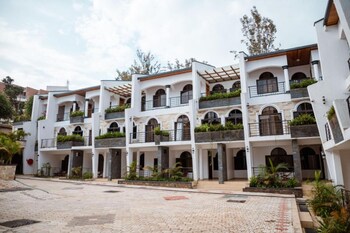 ndaru luxury suites