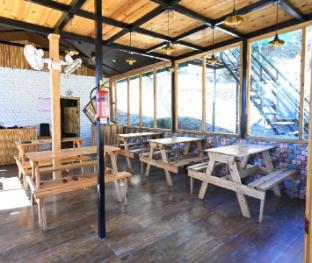 minikins resorts and restaurant