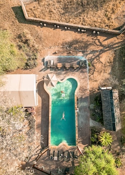 milima big 5 safari lodge