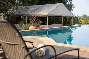 milima big 5 safari lodge