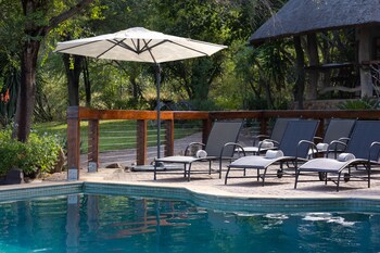 milima big 5 safari lodge