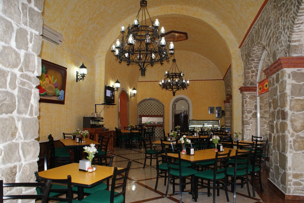 hotel tajin