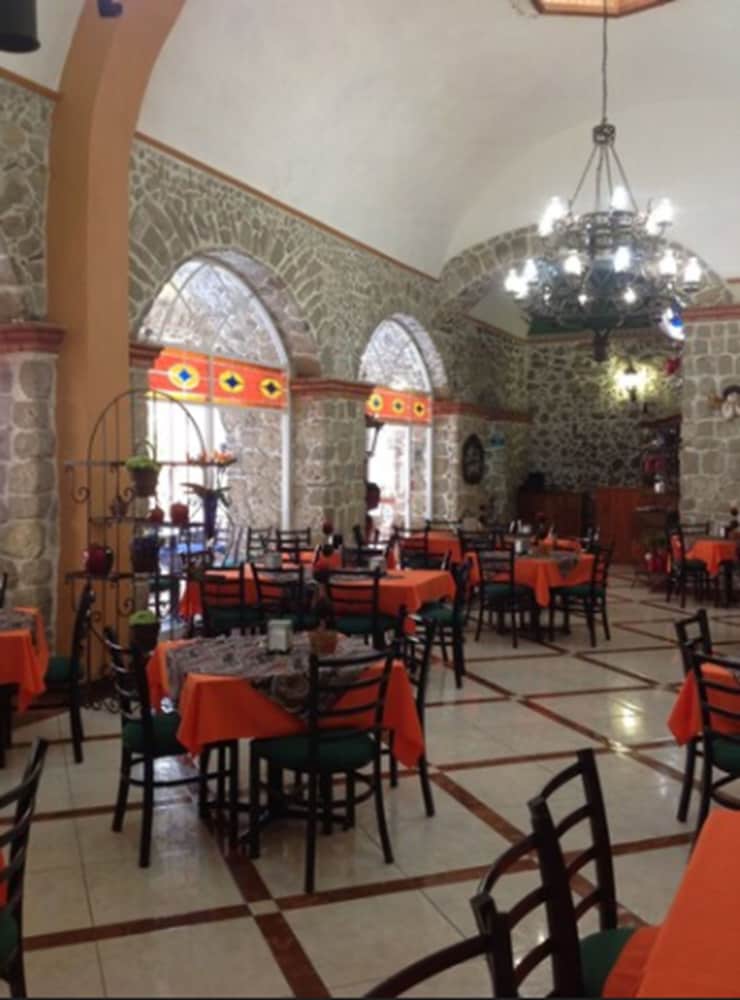 hotel tajin