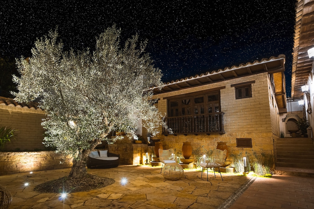 hotel casa alcestre