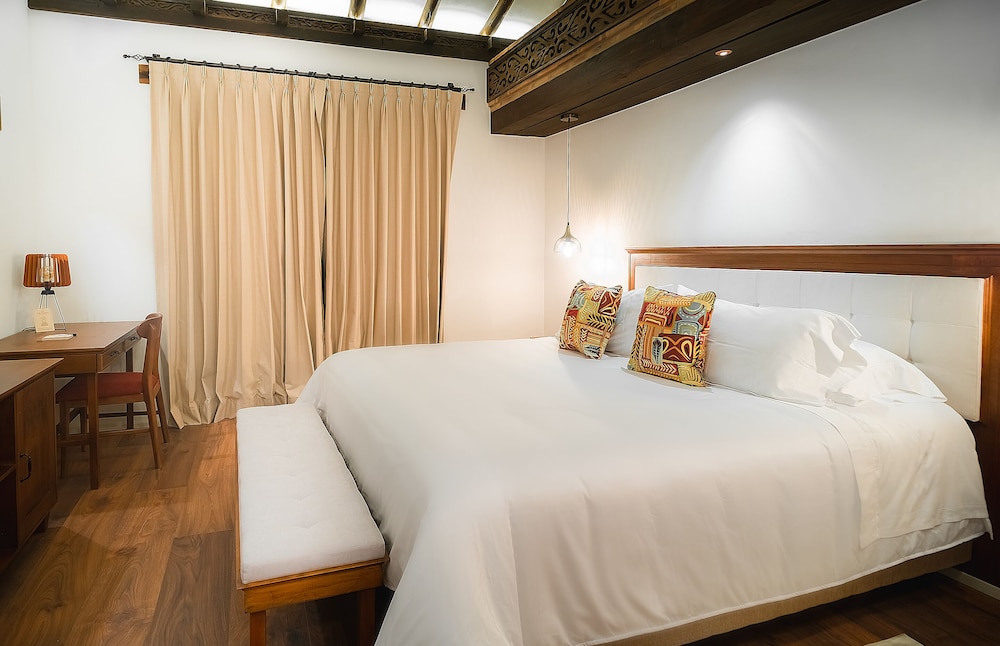 hotel casa alcestre
