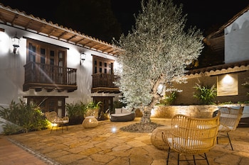 hotel casa alcestre