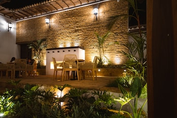 hotel casa alcestre