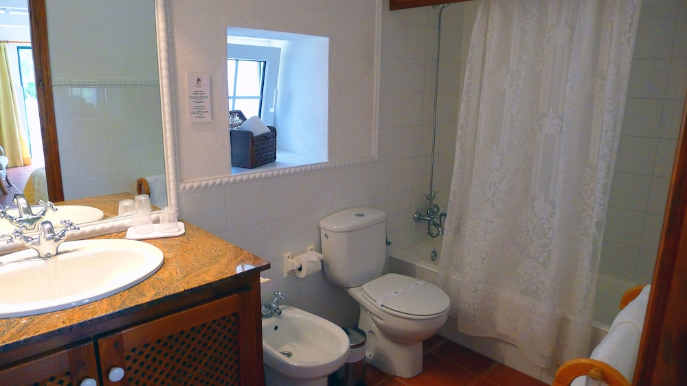 hotel rural biniarroca adults only