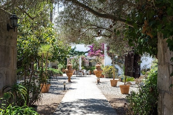 hotel rural biniarroca adults only