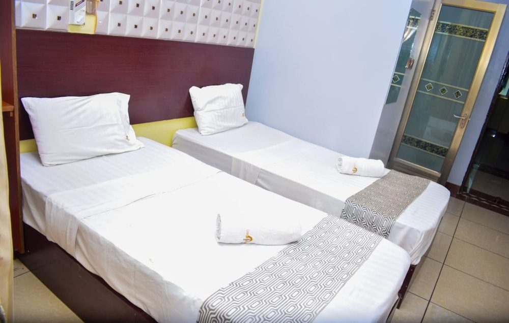 louis montfort grand resort mombasa