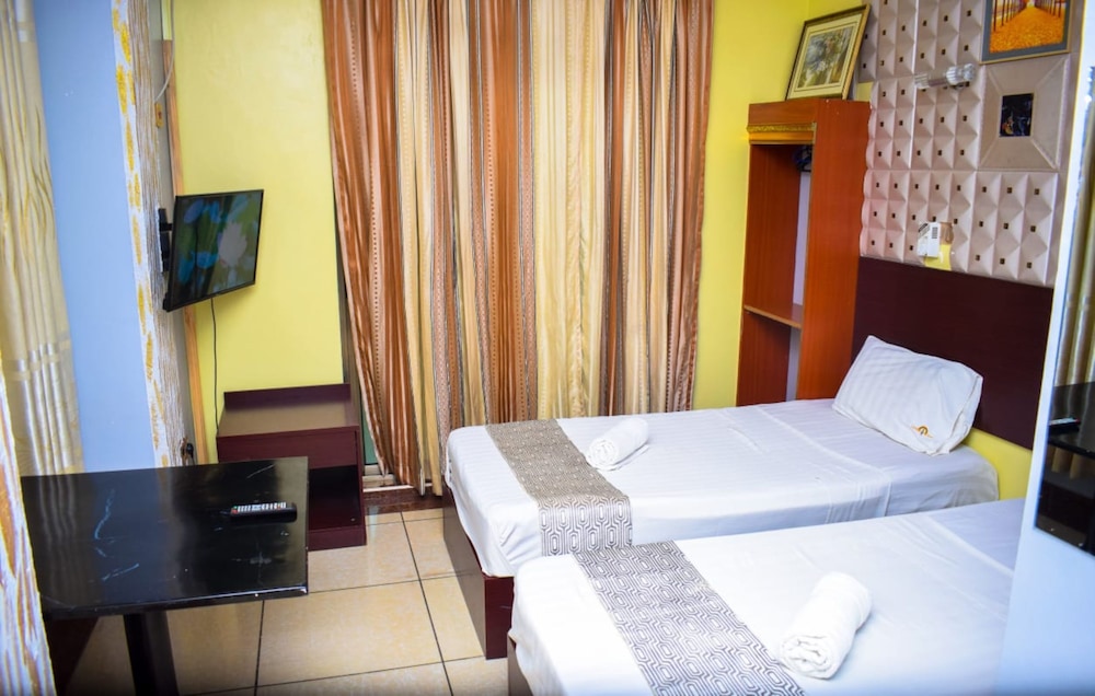 louis montfort grand resort mombasa