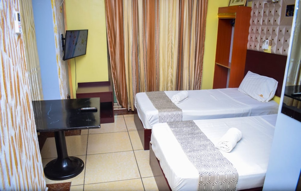 louis montfort grand resort mombasa