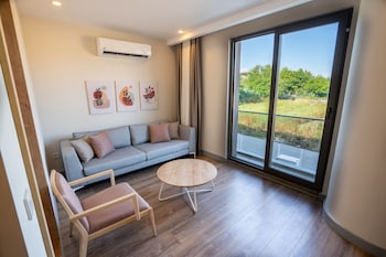 marine homes lara
