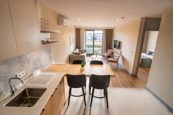 marine homes lara