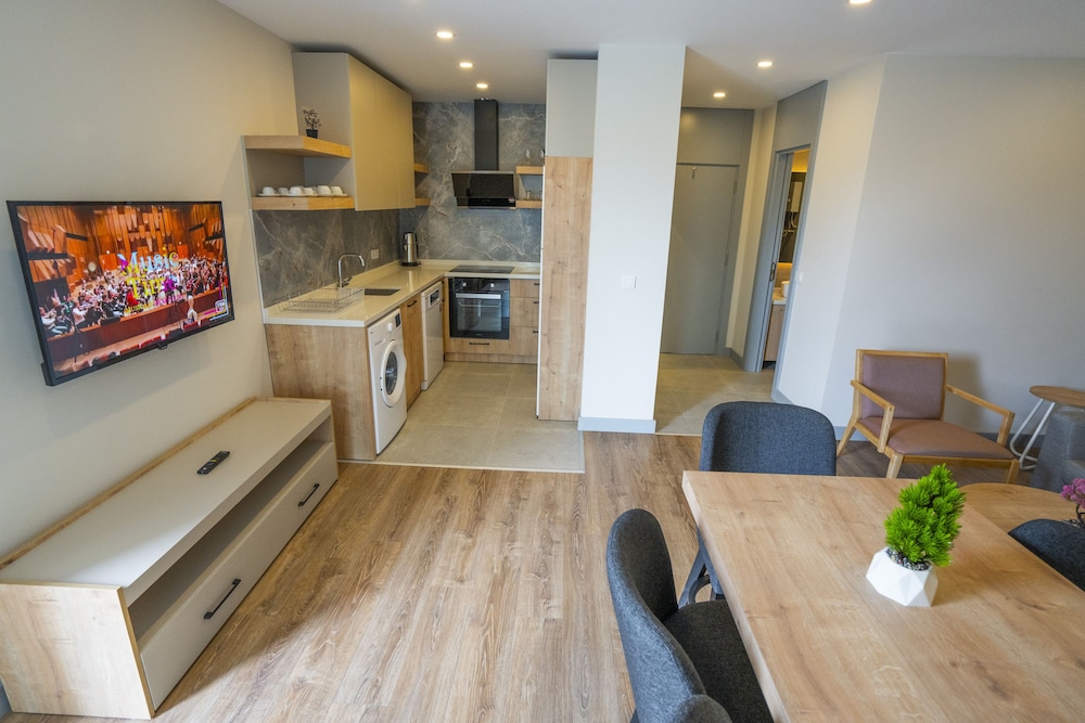 marine homes lara