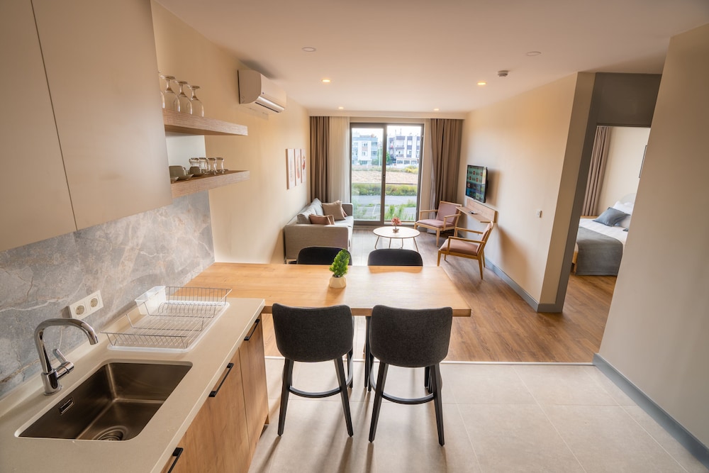 marine homes lara