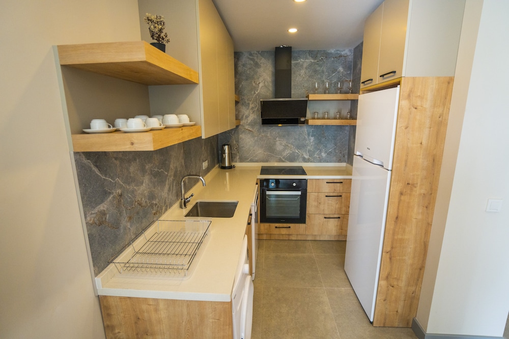 marine homes lara