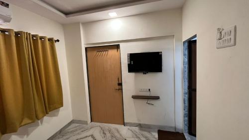 hotel plaza rooms prabhadevi dadar