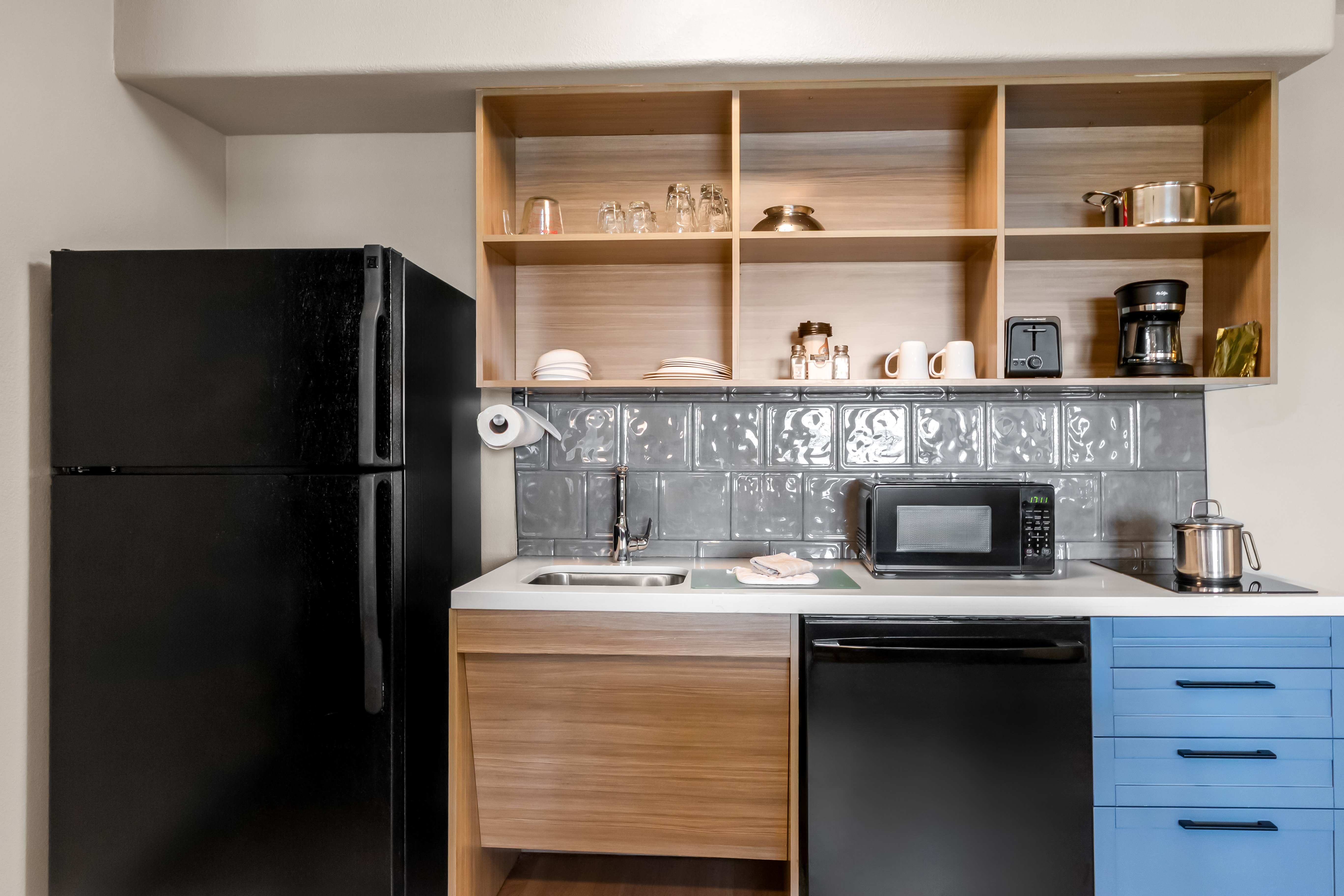 candlewood suites victoria by ihg