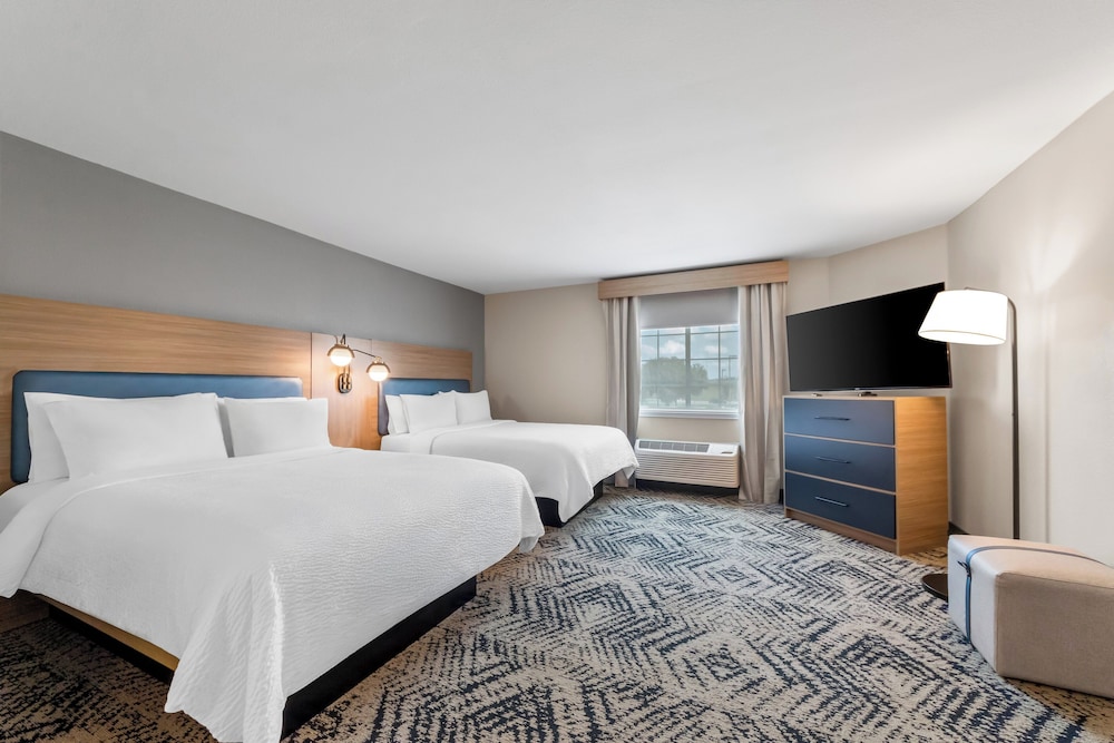 candlewood suites victoria by ihg
