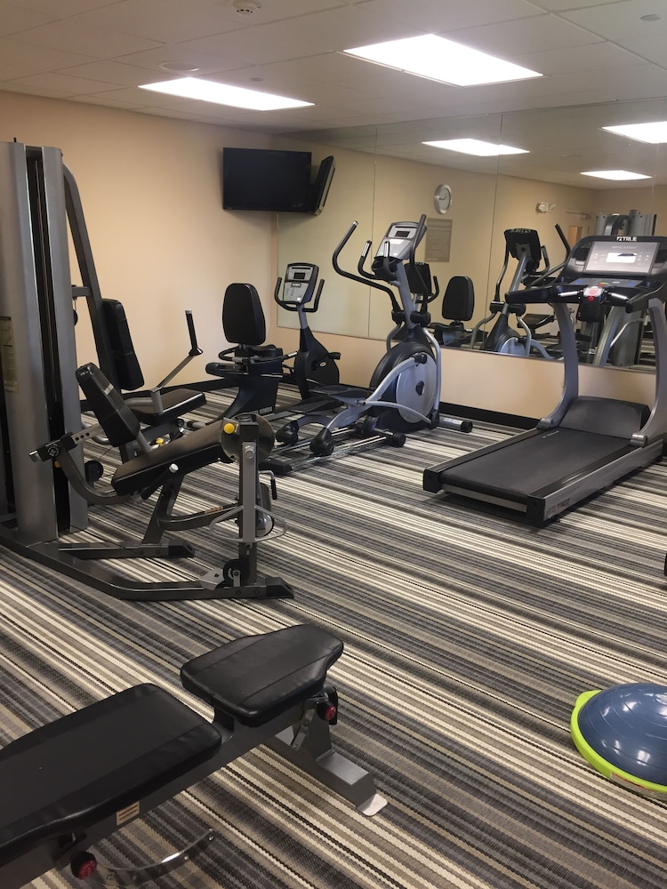 candlewood suites victoria by ihg