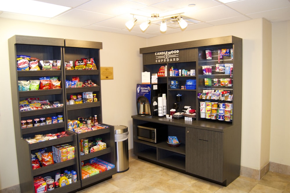 candlewood suites victoria by ihg