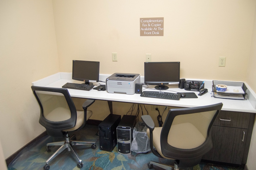 candlewood suites victoria by ihg