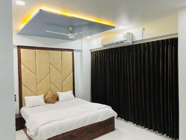 Hotel New City Light,Near Surat Railway Station,2 star