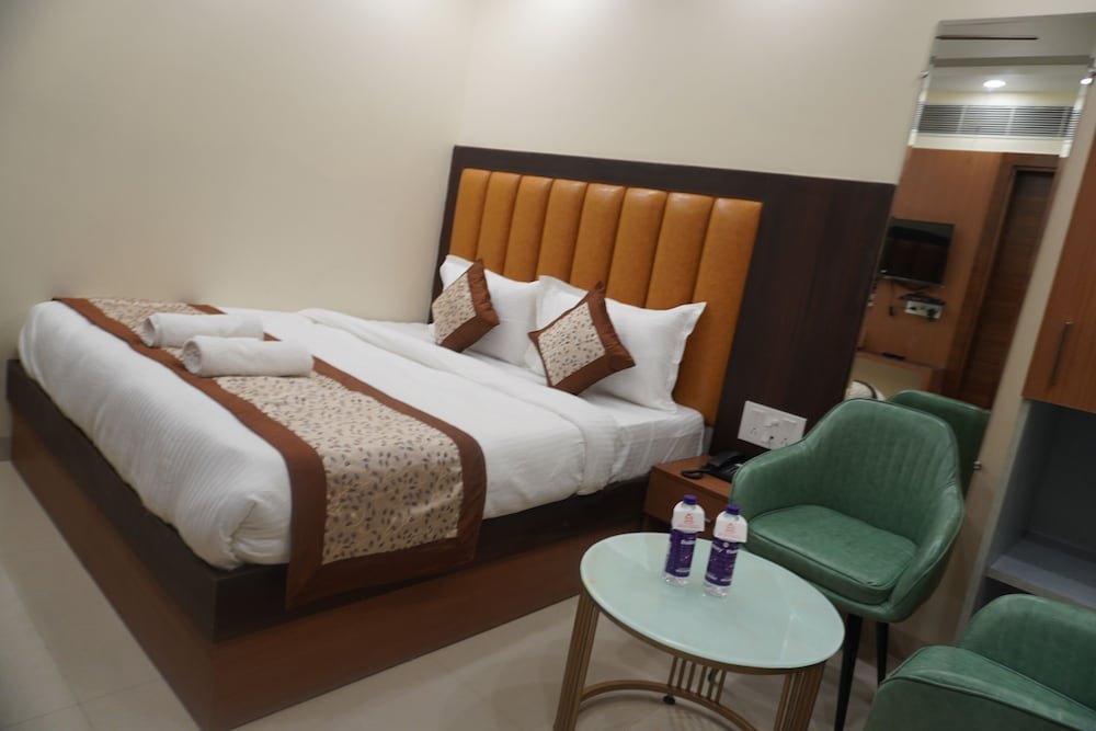 Hotel Royal Rosette,New Delhi>>Delhi,3 star