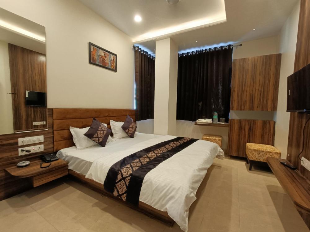 maruti group of hotels vrinda inn