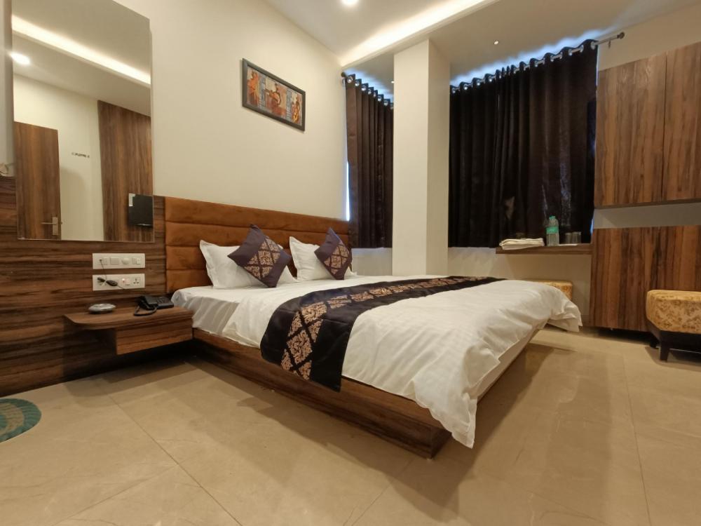 maruti group of hotels vrinda inn