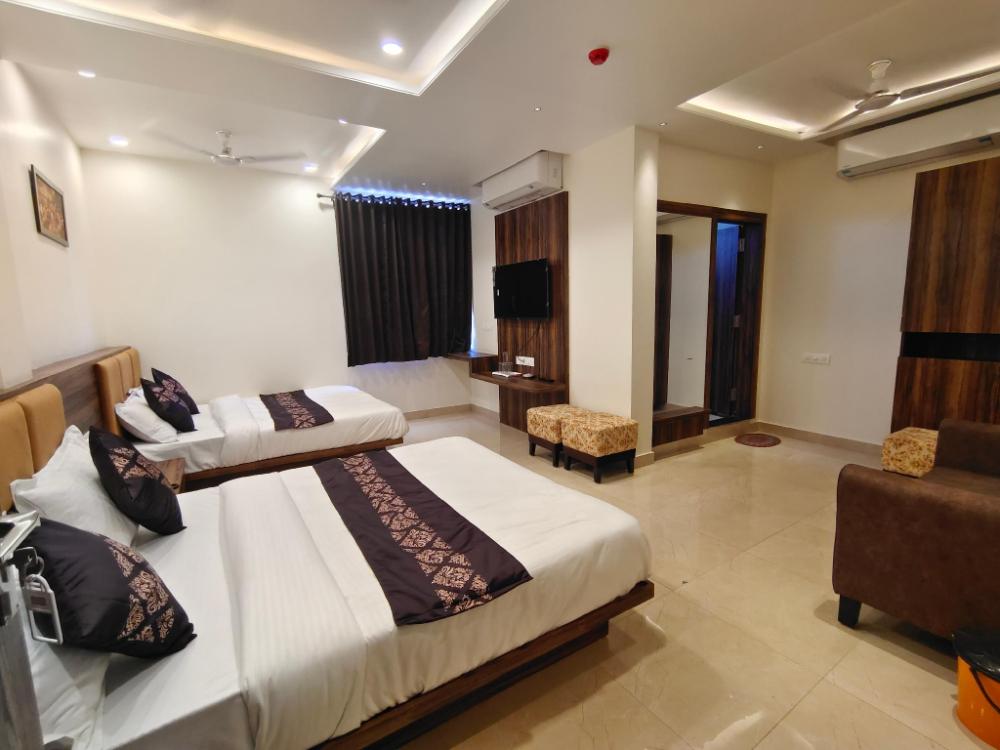maruti group of hotels vrinda inn