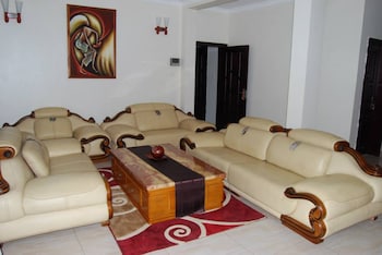 white stone apartment kimihurura