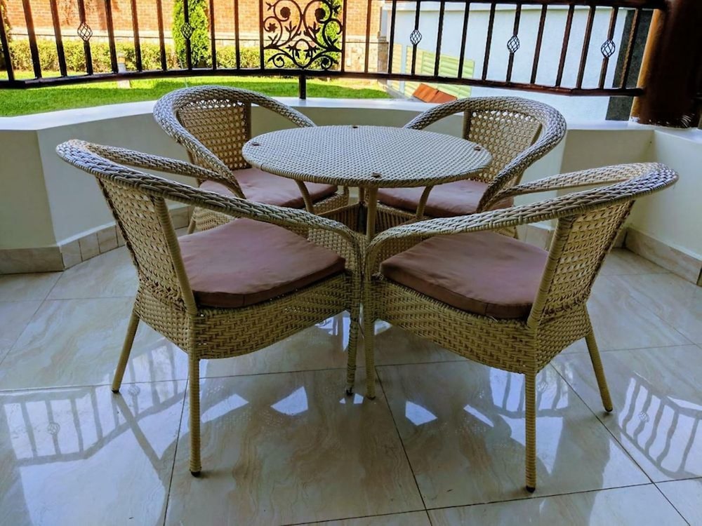 white stone apartment kimihurura