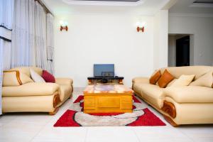 white stone apartment kimihurura