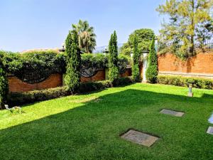 white stone apartment kimihurura