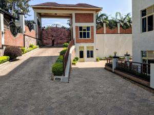 white stone apartment kimihurura