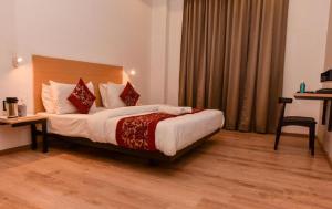 hotel travana stay at pitampura