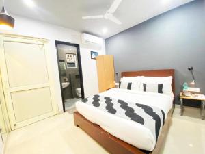 hotel travana stay at pitampura