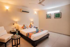 hotel diamond tree saket