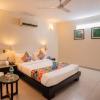 hotel diamond tree saket