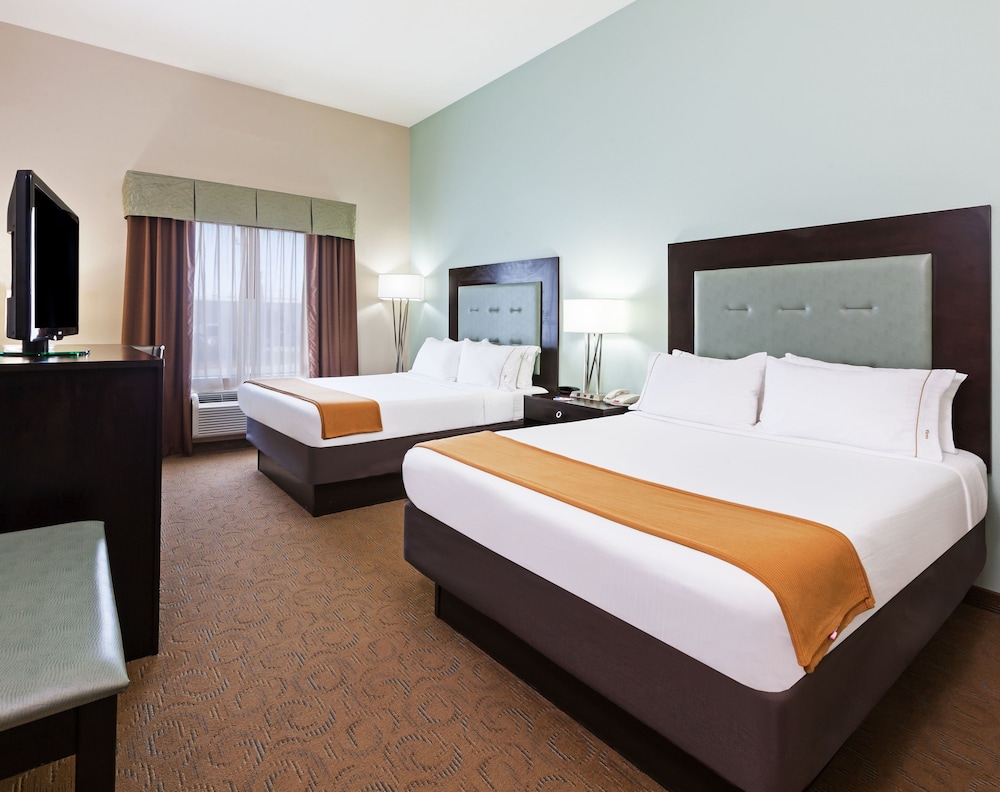 holiday inn express hotel and suites victoria by ihg
