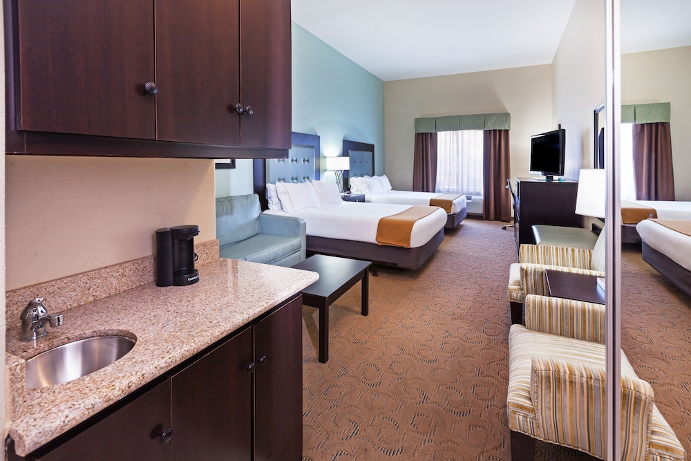 holiday inn express hotel and suites victoria by ihg